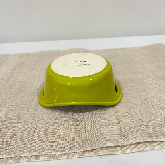 Rachel Ray Small Casserole 12 Oz. Lime Green Ceramic Serving Bowl Bakeware - Picture 5 of 7
